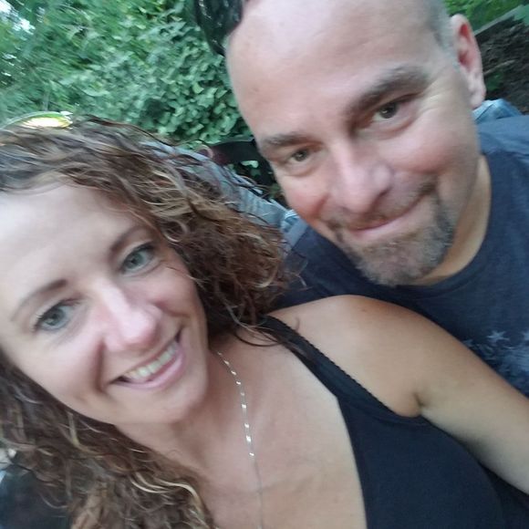 Meet your Posher, Melissa - Picture 1 of 1